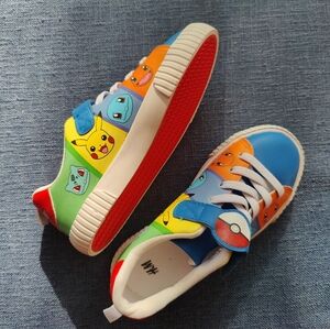 Kids H&M Pokemon sneakers, new size US 12.5